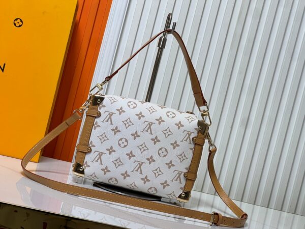 Trunk_Bag_Monogram