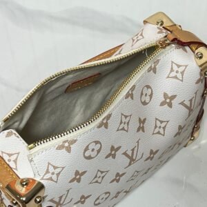 Trunk_Bag_Monogram