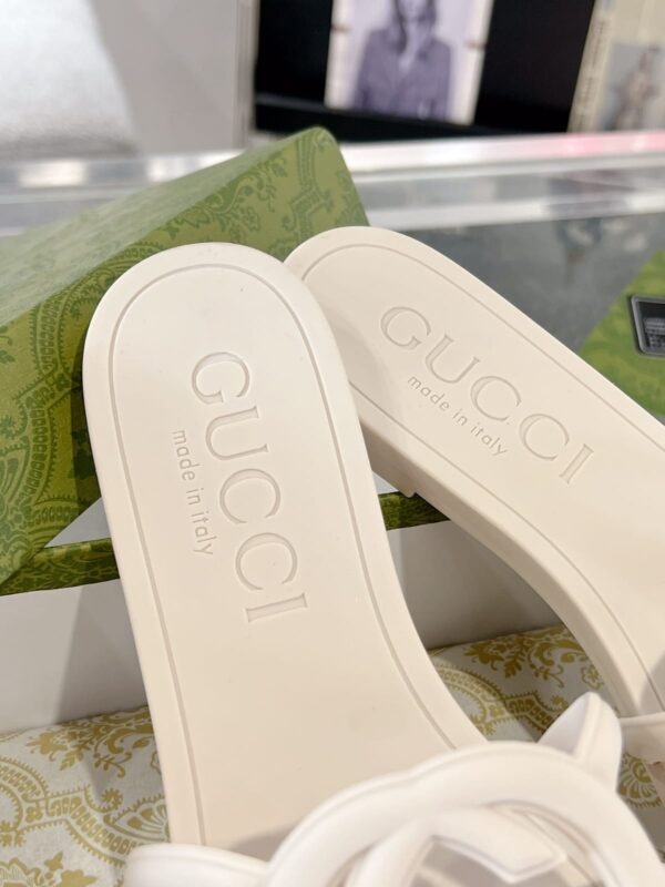 Gucci Women’s Interlocking G Slippers – Summer 2025 - Image 6