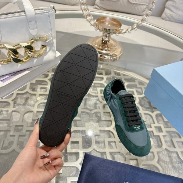 Prada_slippers